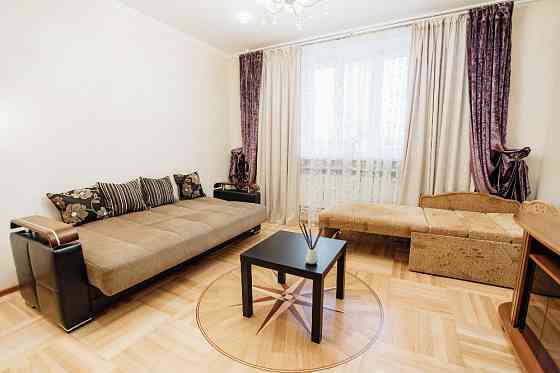 3-комнатная квартира, 87 м², 1/16 эт. в аренду посуточно в Калуге Калуга