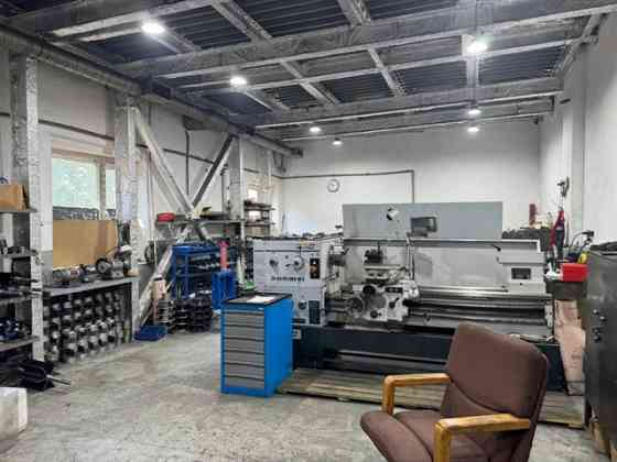 Продажа производственного помещения 900 м² с кран-балками в городе Санкт-Петербург