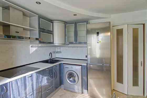 2-комнатная квартира, 48 м², 10/12 эт. на продажу в Краснодаре Краснодар