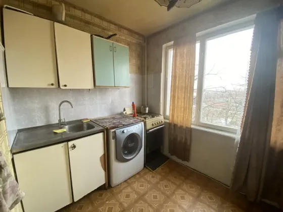 2-комнатная квартира, 51.7 м², 4/5 эт. в аренду на длительный срок в Армавире Армавир