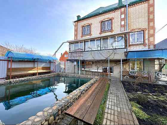 Дом 177 м² на участке 5 сот. на продажу в Армавире Армавир