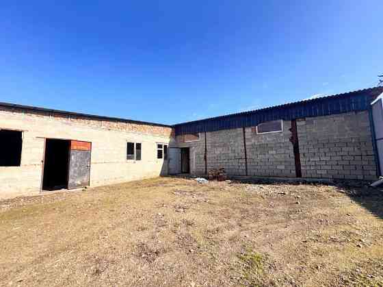 Продается коммерческое помещение в г. Новокубанске Новокубанск