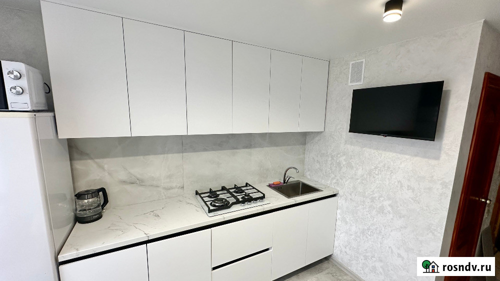 3-комнатная квартира, 75 м², 6/9 эт. в аренду посуточно в Магнитогорске Магнитогорск - изображение 1