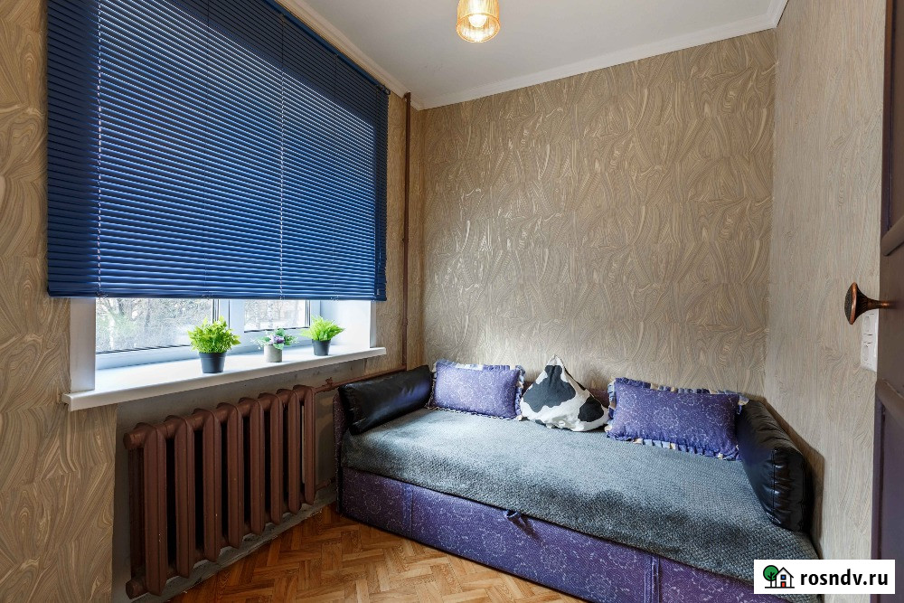 3-комнатная квартира, 47 м², 3/5 эт. в аренду посуточно в Смоленске Смоленск - изображение 2