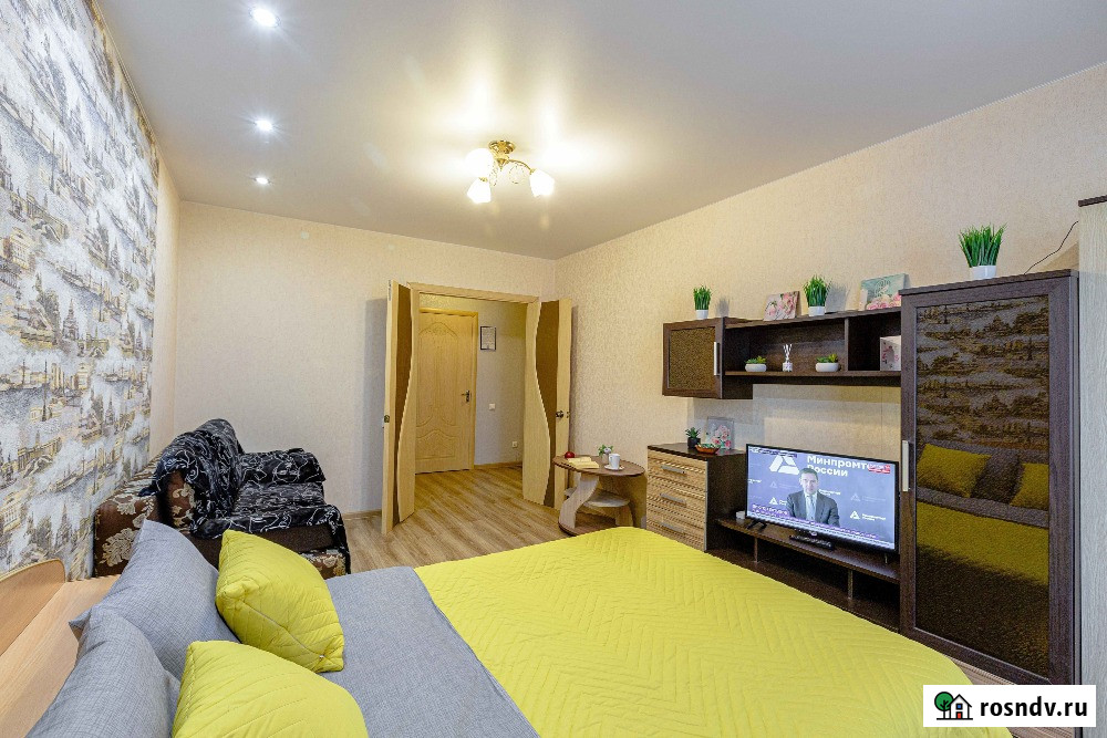 1-комнатная квартира, 42 м², 1/10 эт. в аренду посуточно в Смоленске Смоленск - изображение 2