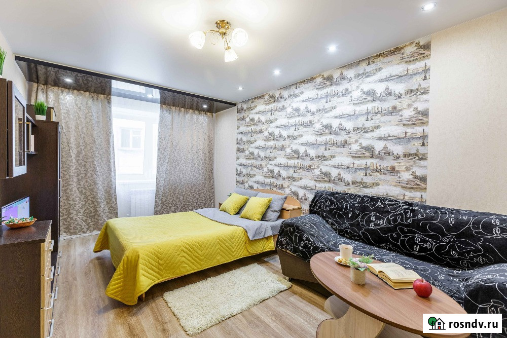 1-комнатная квартира, 42 м², 1/10 эт. в аренду посуточно в Смоленске Смоленск - изображение 1