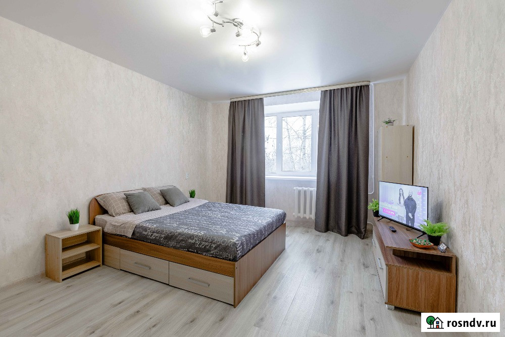 1-комнатная квартира, 31 м², 2/5 эт. в аренду посуточно в Смоленске Смоленск - изображение 1