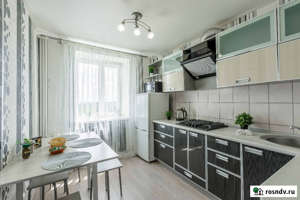 1-комнатная квартира, 34 м², 8/10 эт. в аренду посуточно в Смоленске Смоленск - изображение 4