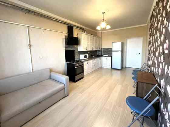 2-комнатная квартира, 61.4 м², 4/4 эт. в аренду на длительный срок в Армавире Армавир