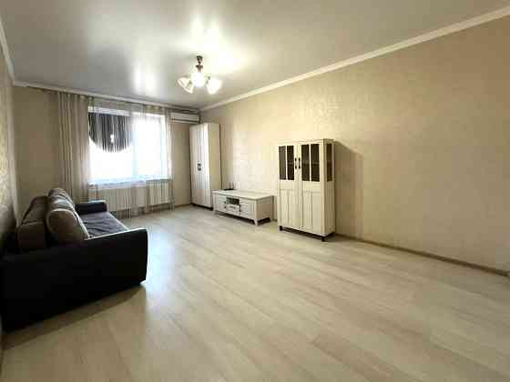 2-комнатная квартира, 61.4 м², 4/4 эт. в аренду на длительный срок в Армавире Армавир