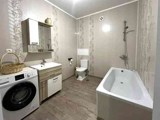 2-комнатная квартира, 61.4 м², 4/4 эт. в аренду на длительный срок в Армавире Армавир