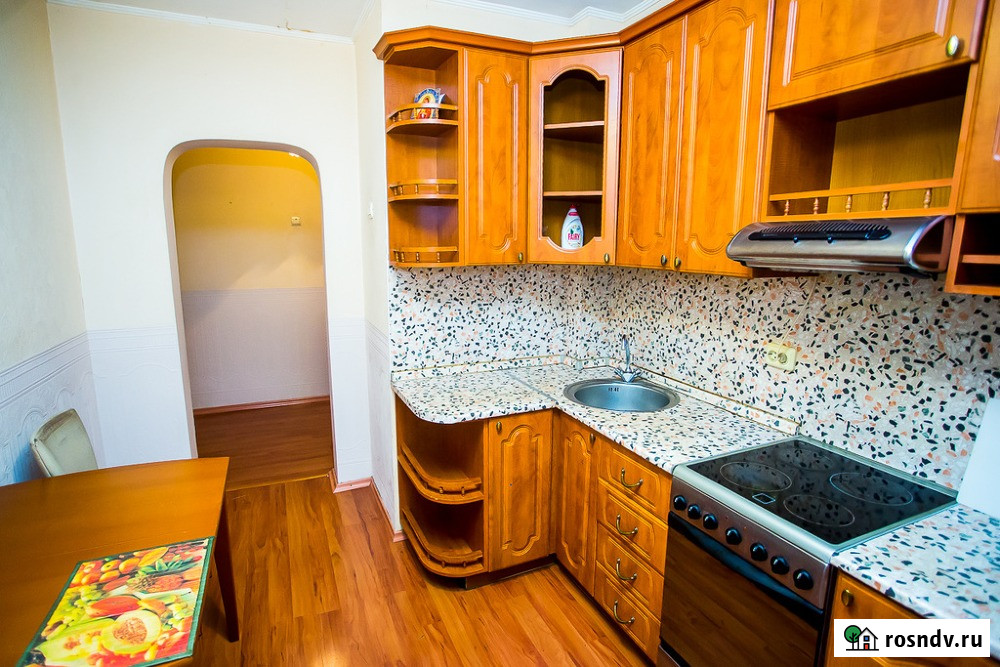 1-комнатная квартира, 40 м², 2/5 эт. в аренду посуточно в Мурманске Мурманск - изображение 2