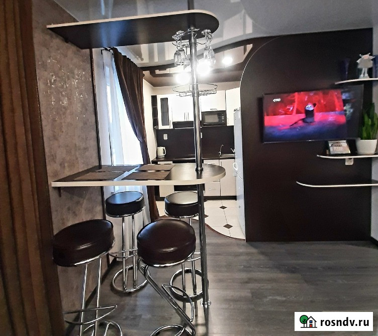 1-комнатная квартира, 39 м², 2/5 эт. в аренду посуточно в Мурманске Мурманск - изображение 1