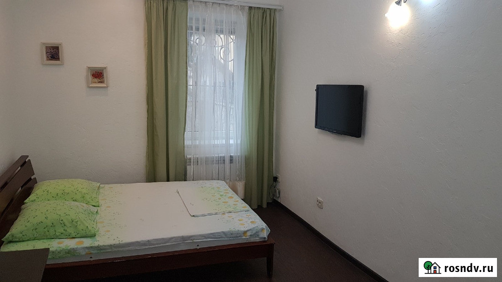 1-комнатная квартира, 25 м², 1/1 эт. в аренду посуточно в Ялте Ялта - изображение 1