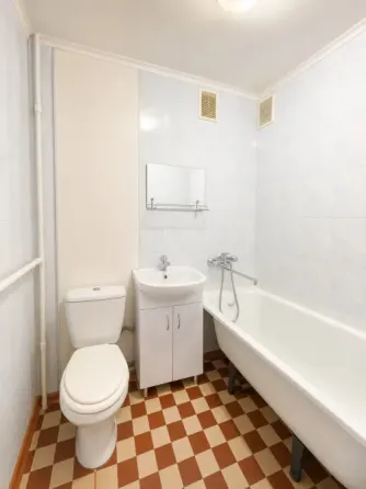 2-комнатная квартира, 42.8 м², 3/5 эт. на продажу в Армавире Армавир