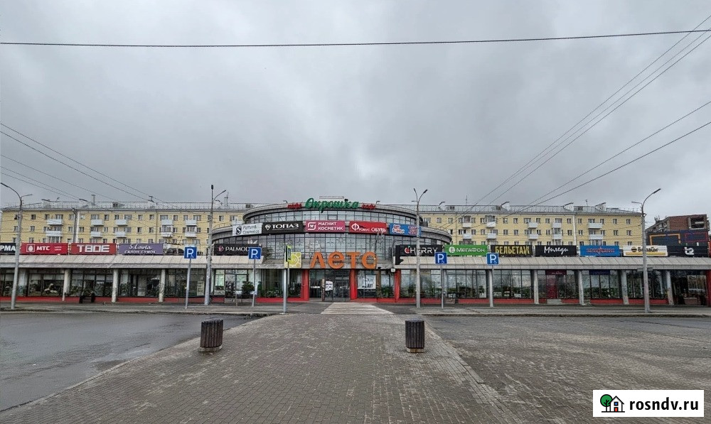 Сдам торговое помещение в ТЦ Лето Киров - изображение 1