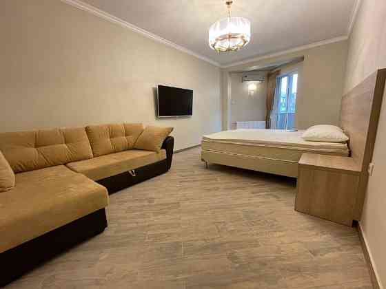 2-комнатная квартира, 60 м², 3/5 эт. в аренду на длительный срок в Армавире Армавир
