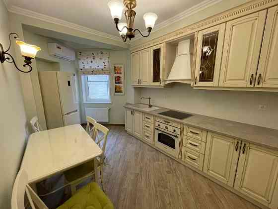 2-комнатная квартира, 60 м², 3/5 эт. в аренду на длительный срок в Армавире Армавир