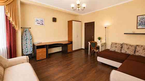 2-комнатная квартира, 52 м², 3/3 эт. в аренду на длительный срок в Армавире Армавир