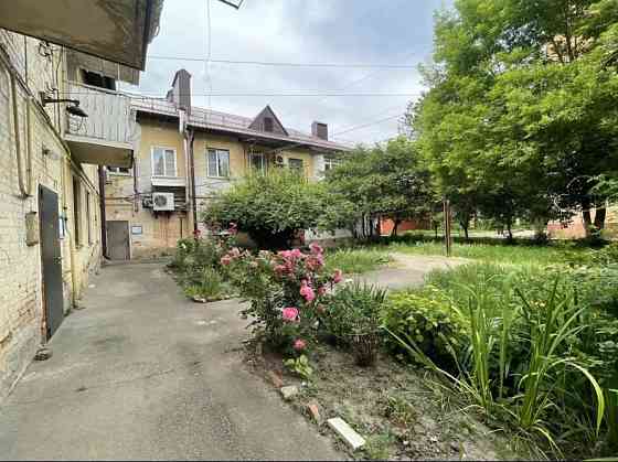 2-комнатная квартира, 54.2 м², 2/2 эт. на продажу в Армавире Армавир