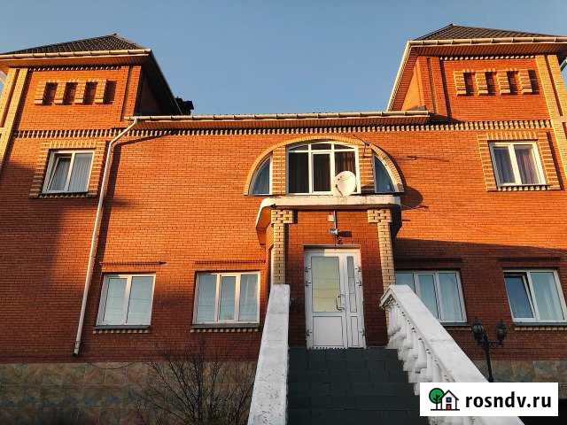 Коттедж 450 м² на участке 17 сот. в аренду посуточно в Красноярске Красноярск - изображение 1