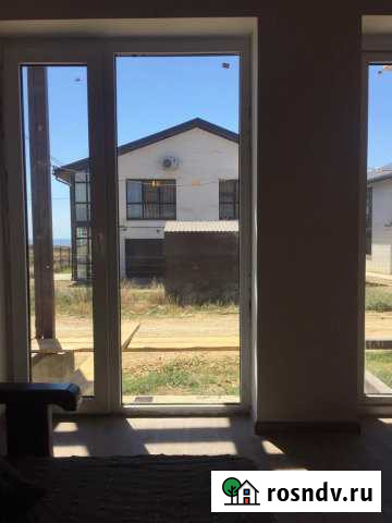 Дом 80 м² на участке 3 сот. в аренду на длительный срок в Тамани Тамань - изображение 1