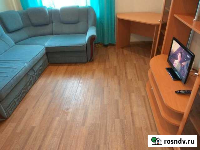 2-комнатная квартира, 43 м², 3/5 эт. в аренду посуточно в Мурманске Мурманск - изображение 1