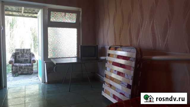 Комната 15 м² в 1-ком. кв., 1/1 эт. в аренду на длительный срок в Темрюке Темрюк - изображение 1