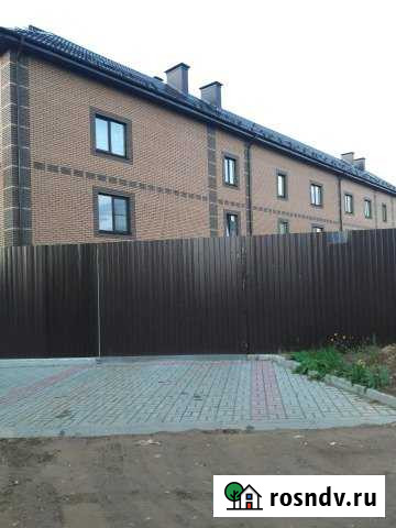 2-комнатная квартира, 70 м², 1/3 эт. в аренду посуточно в Калуге Калуга - изображение 1