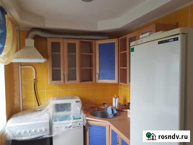 3-комнатная квартира, 60 м², 4/5 эт. в аренду на длительный срок в Серове Серов - изображение 1