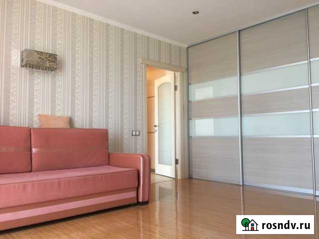 1-комнатная квартира, 55 м², 5/9 эт. в аренду посуточно в Батайске Батайск - изображение 1