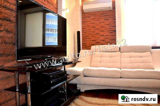 2-комнатная квартира, 75 м², 8/14 эт. в аренду посуточно в Брянске Брянск - изображение 1