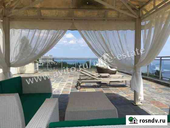 5-комнатная квартира, 584 м², 10/10 эт. на продажу в Алуште Алушта