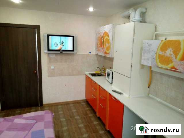 1-комнатная квартира, 30 м², 2/9 эт. в аренду посуточно в Зеленодольске Зеленодольск - изображение 1