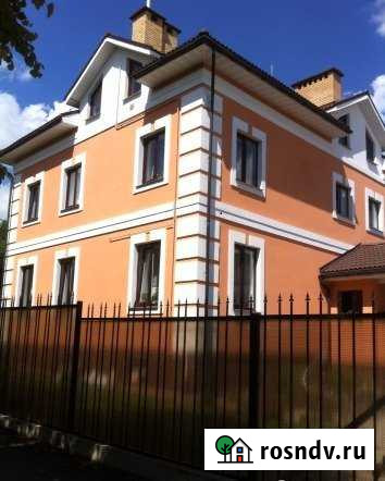 Коттедж 250 м² на участке 6 сот. на продажу в Великом Новгороде Великий Новгород - изображение 1