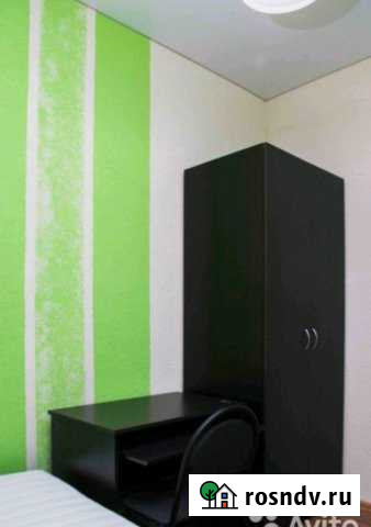 Комната 9 м² в 5-ком. кв., 2/2 эт. в аренду на длительный срок в Новочеркасске Новочеркасск - изображение 1