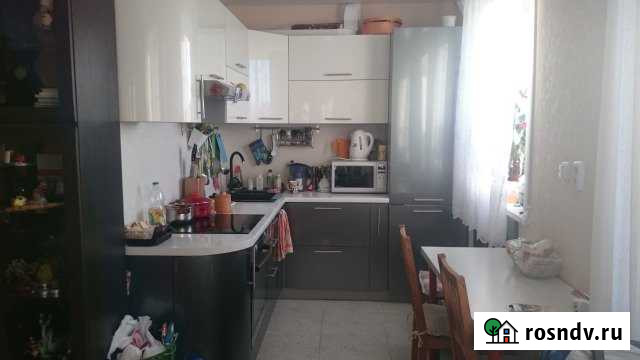 2-комнатная квартира, 43 м², 5/5 эт. в аренду на длительный срок в Реже Реж - изображение 1