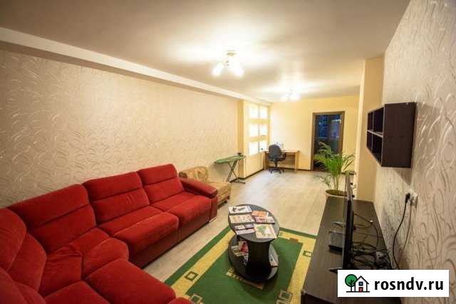 2-комнатная квартира, 72 м², 2/9 эт. в аренду посуточно в Ханты-Мансийске Ханты-Мансийск - изображение 1