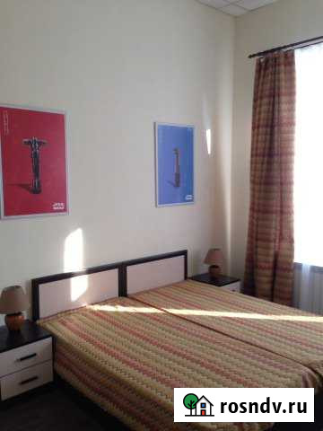 Комната 15 м² в 1-ком. кв., 2/3 эт. в аренду посуточно в Саратове Саратов - изображение 1