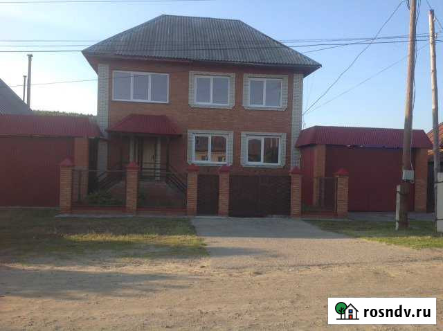 Коттедж 200 м² на участке 11 сот. на продажу в Кузнецке Кузнецк - изображение 1