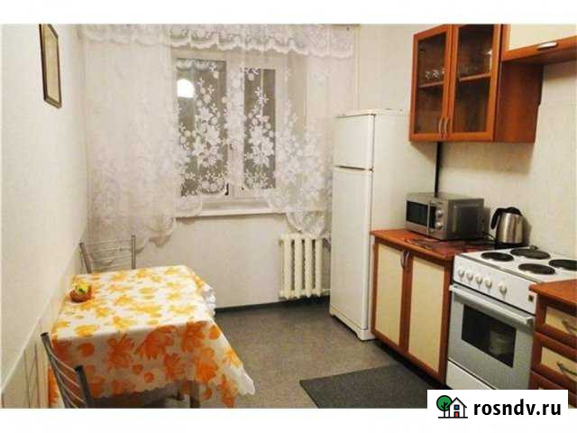 1-комнатная квартира, 30 м², 3/5 эт. в аренду посуточно в Нефтеюганске Нефтеюганск - изображение 1