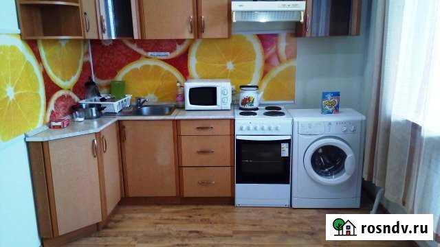 Комната 20 м² в 2-ком. кв., 9/9 эт. в аренду посуточно в Оренбурге Оренбург - изображение 1