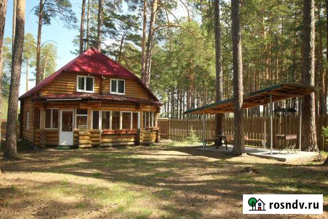 Коттедж 150 м² на участке 10 сот. в аренду посуточно в Сысерти Сысерть - изображение 1
