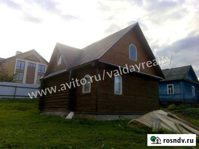 Дом 120 м² на участке 10.6 сот. на продажу в Валдае Валдай - изображение 1
