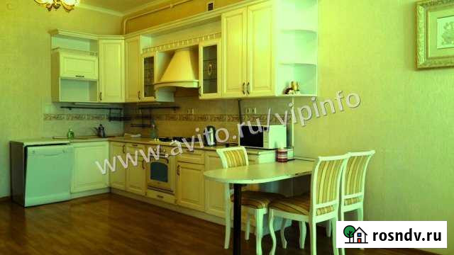 4-комнатная квартира, 200 м², 3/7 эт. в аренду на длительный срок в Казани Казань - изображение 1