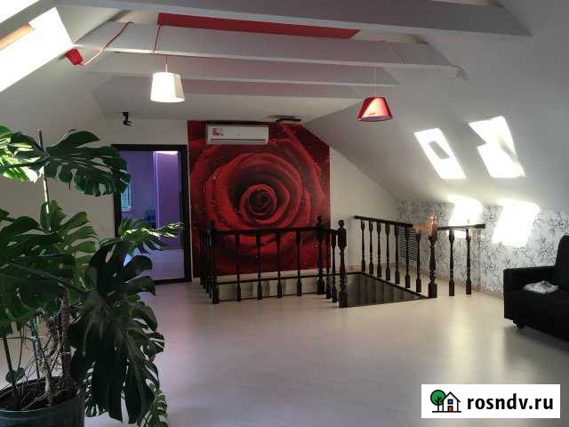 Коттедж 500 м² на участке 25 сот. в аренду на длительный срок в Нижнем Новгороде Нижний Новгород - изображение 1