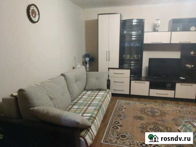 1-комнатная квартира, 35 м², 2/5 эт. в аренду посуточно в Новомичуринске Новомичуринск - изображение 1