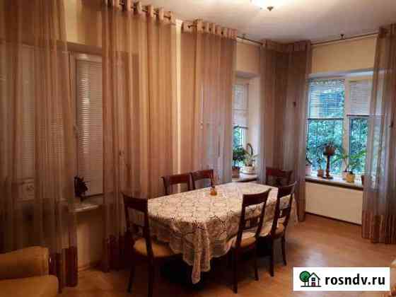 4-комнатная квартира, 123 м², 1/7 эт. на продажу в Ялте Ялта