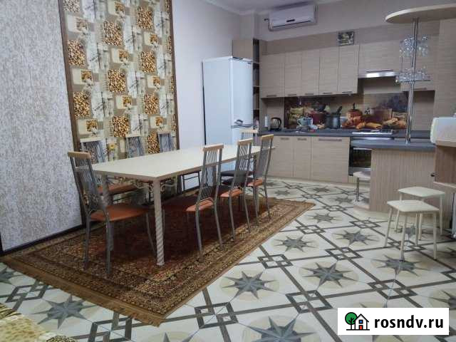 2-комнатная квартира, 69 м², 1/3 эт. в аренду на длительный срок в Выселках Выселки - изображение 1