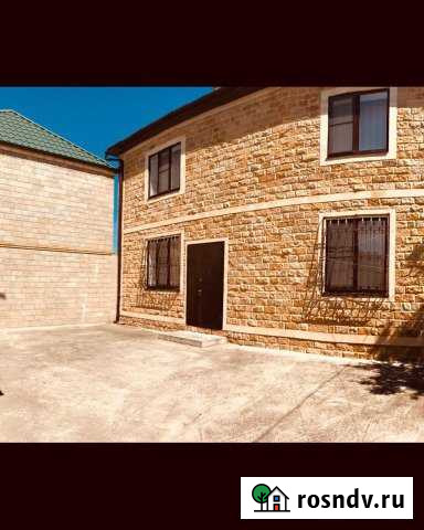 Дом 200 м² на участке 2 сот. в аренду посуточно в Избербаше Избербаш - изображение 1